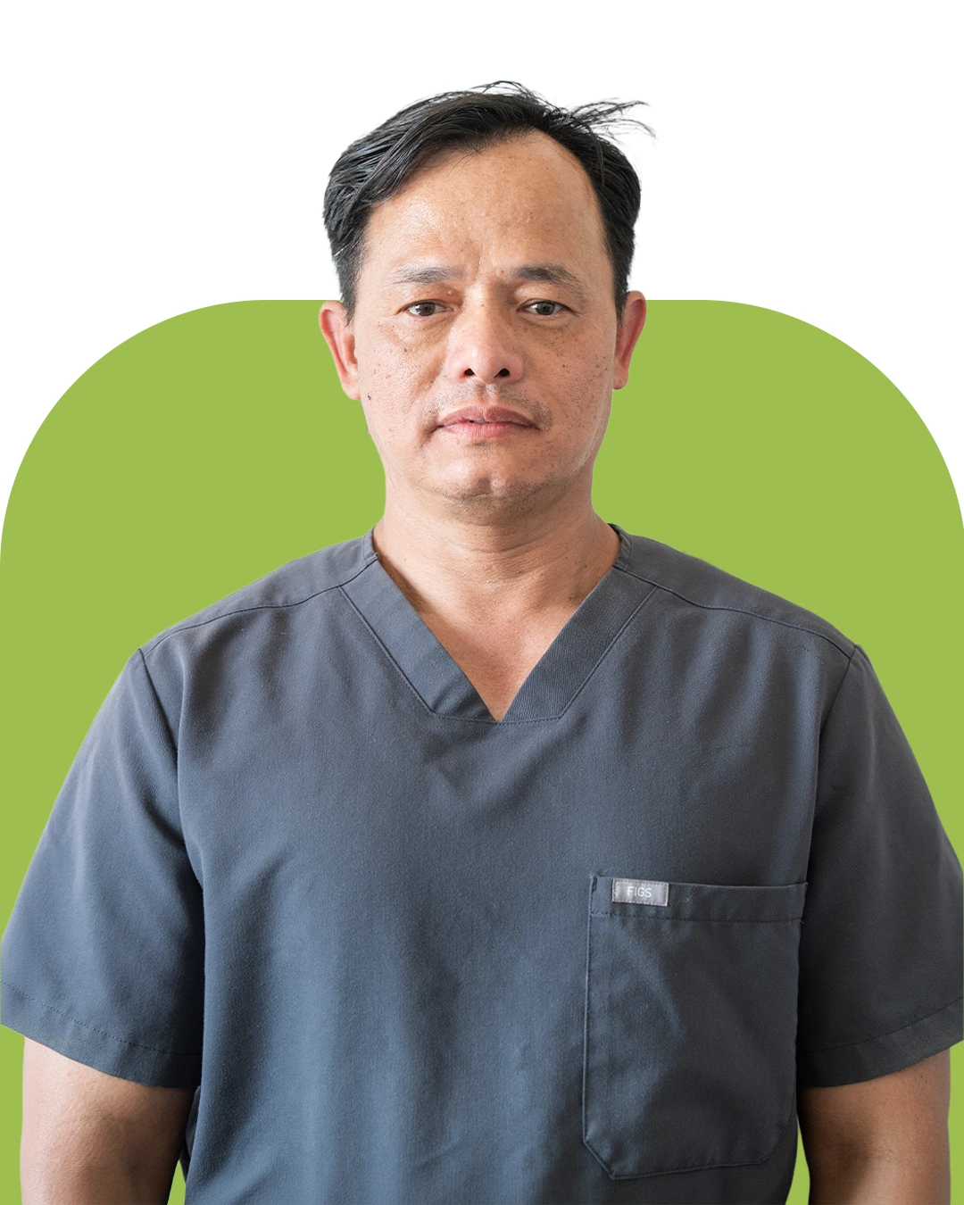 Vinod Thapa, Pet Care Assistant at Parkview Pet Center in Doha, Qatar